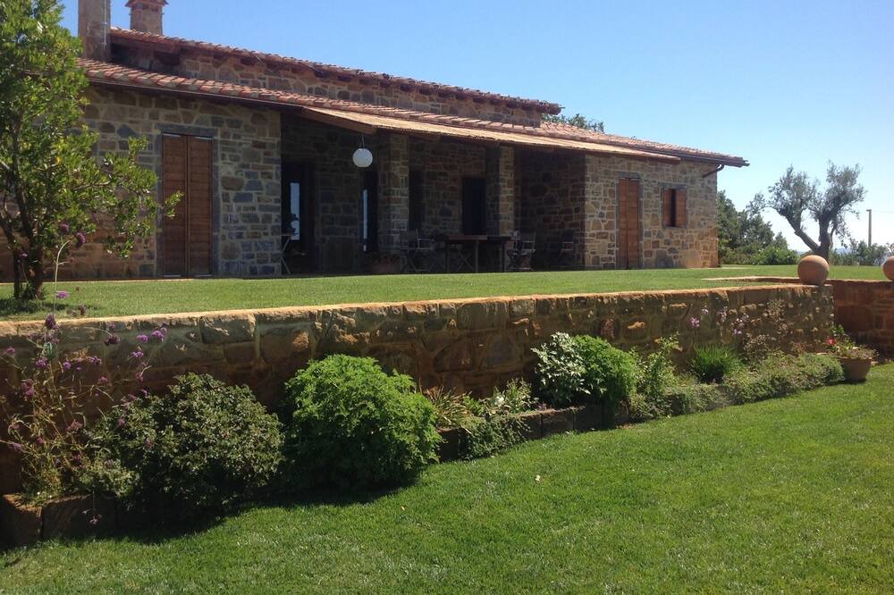 Photo of Outdoor in Magliano in Toscana