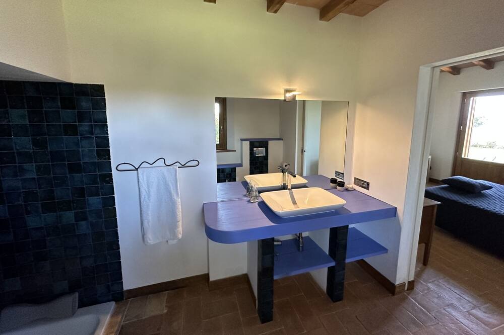 Photo of Bathroom in Magliano in Toscana