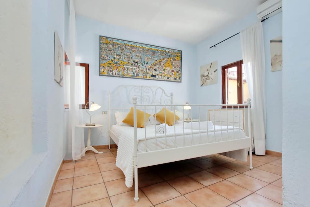 Photo of Bedroom in Navona