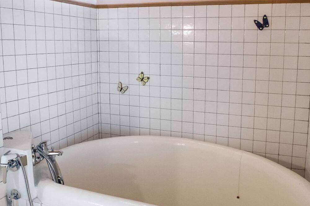 Photo of Bathroom in Villaggio Taunus