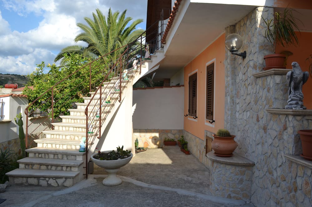 Photo of Outdoor in Santa Maria