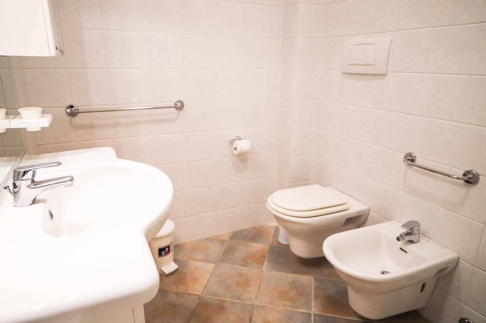 Photo of Bathroom in Porto Santo Stefano