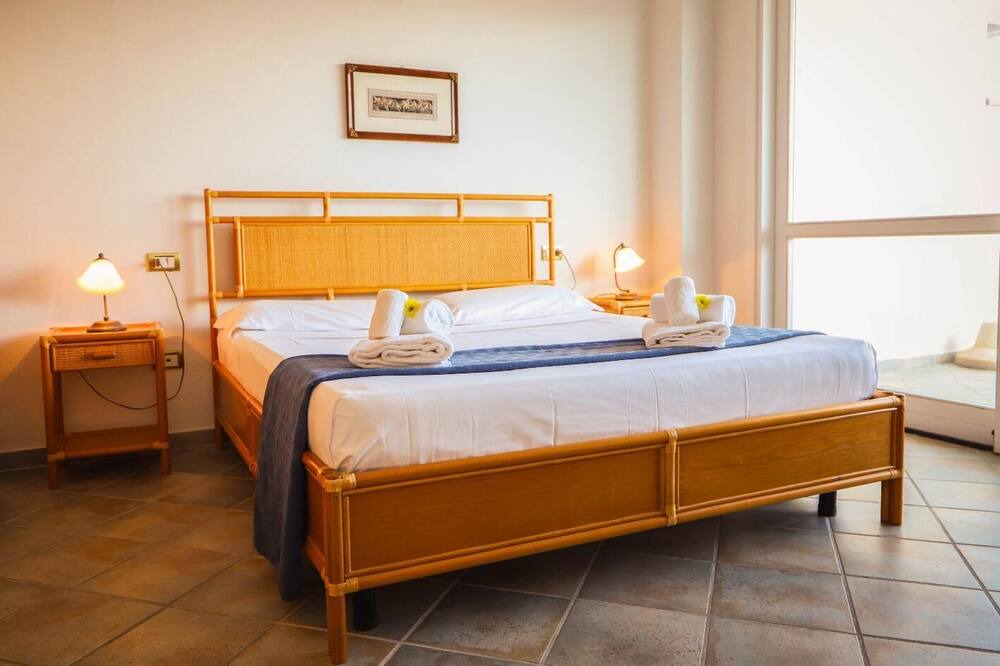 Photo of Bedroom in Porto Santo Stefano