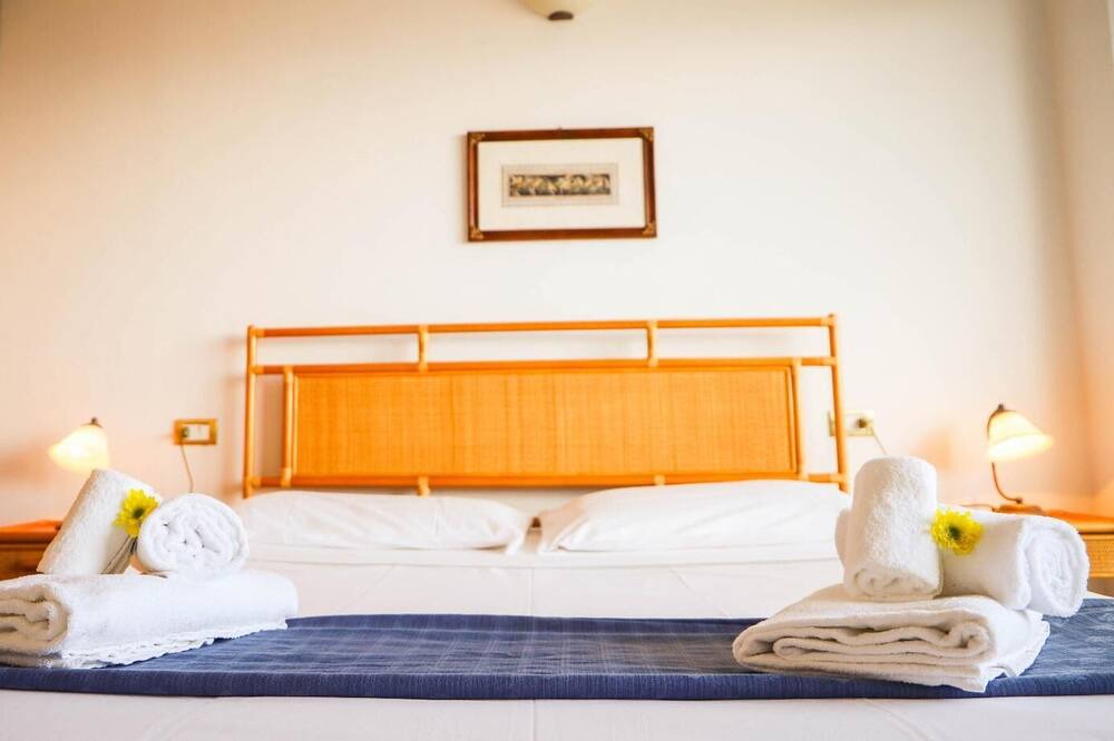 Photo of Bedroom in Porto Santo Stefano