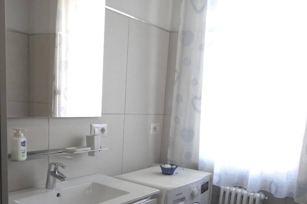 Photo of Bathroom in Martinsicuro
