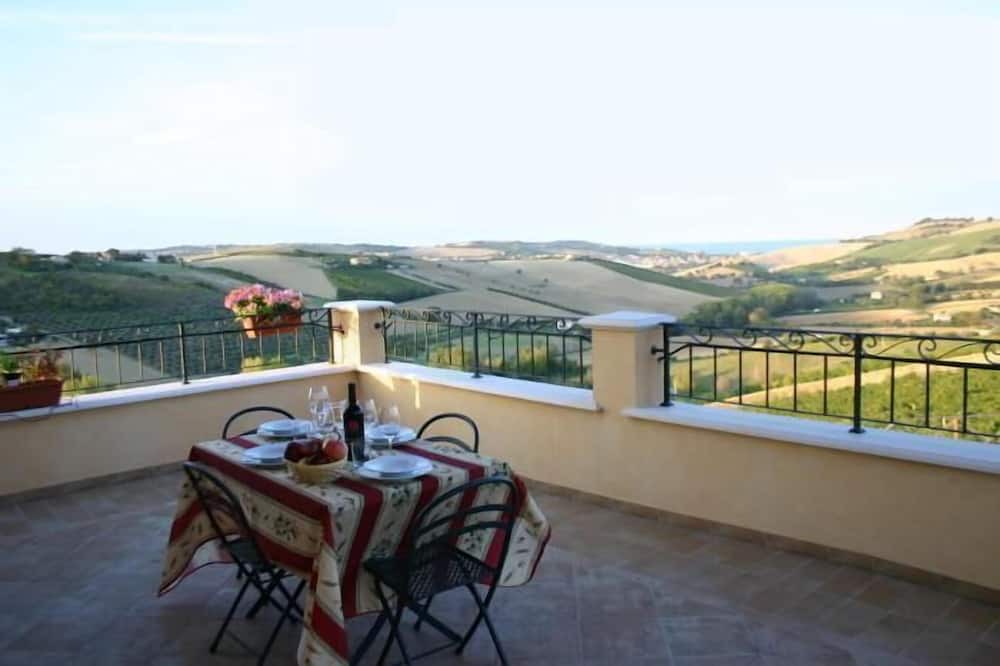 Photo of Patio Balcony in Fermo
