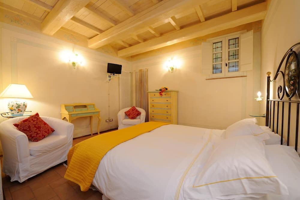 Photo of Bedroom in Scheggino