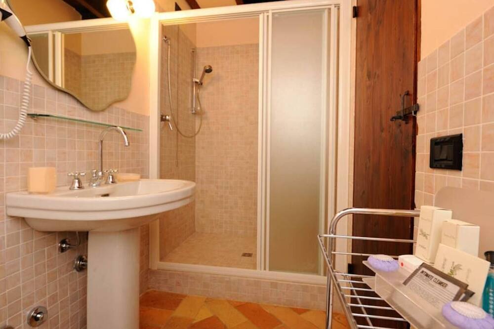 Photo of Bathroom in Montemaggiore al Metauro
