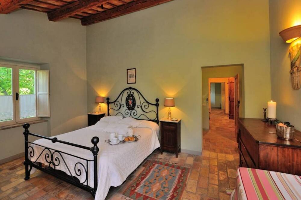 Photo of Bedroom in Montemaggiore al Metauro