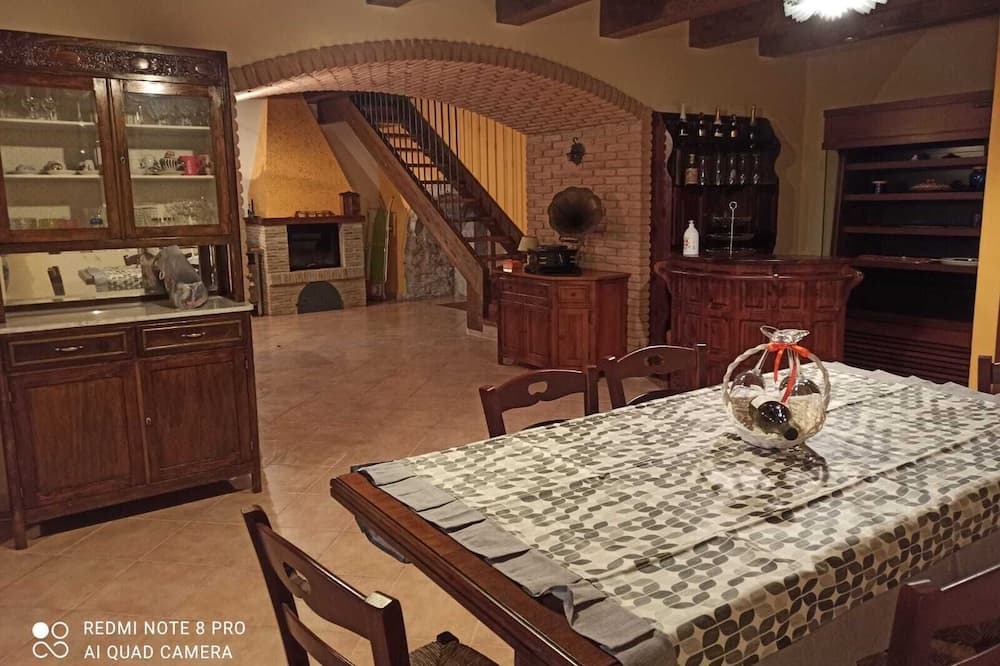 Photo of Livingroom in Torricella Peligna