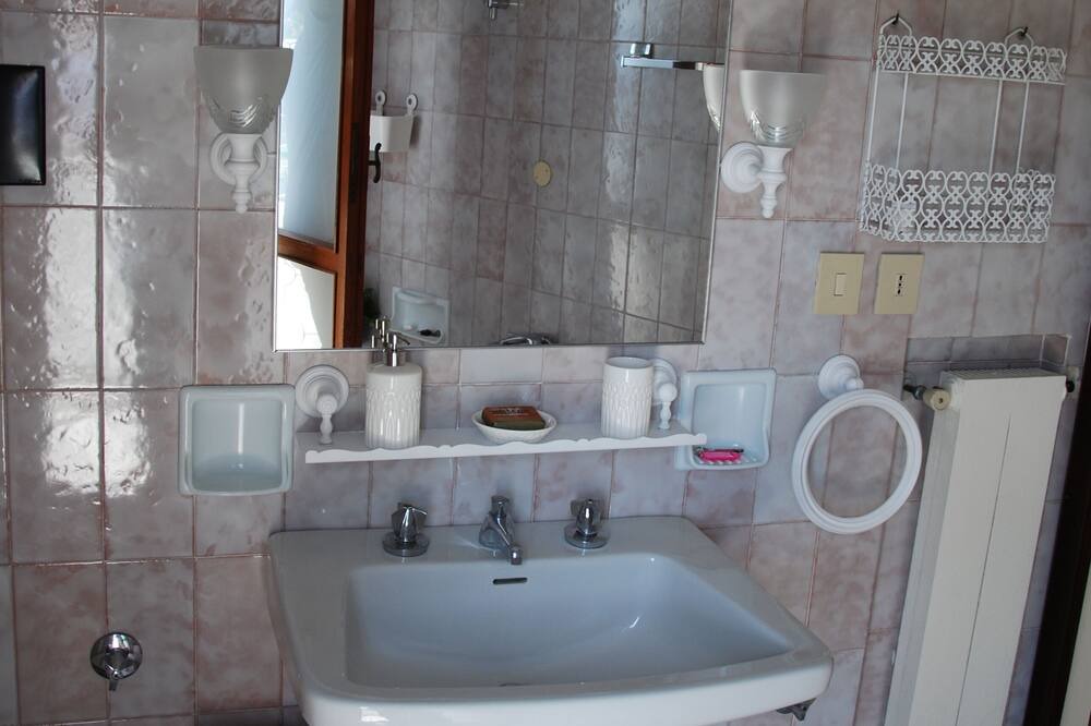 Photo of Bathroom in Case Fornace
