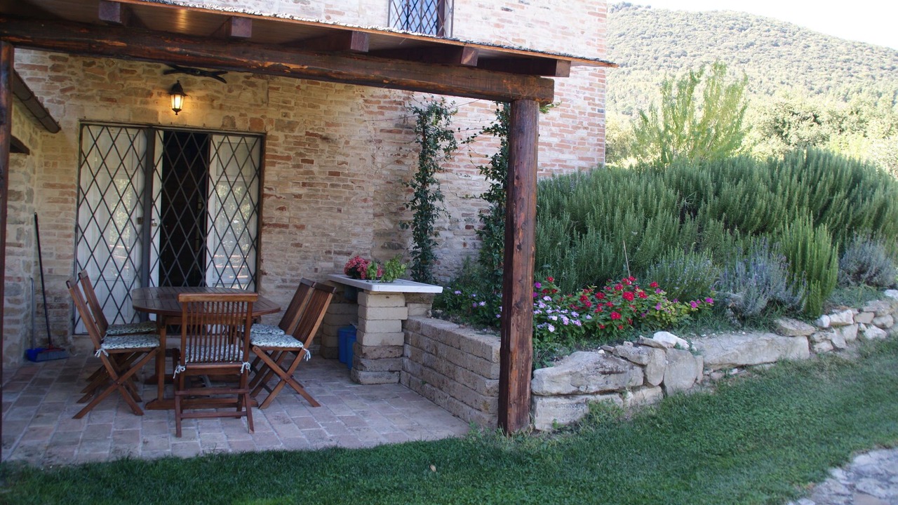 Photo of Outdoor in Avenale