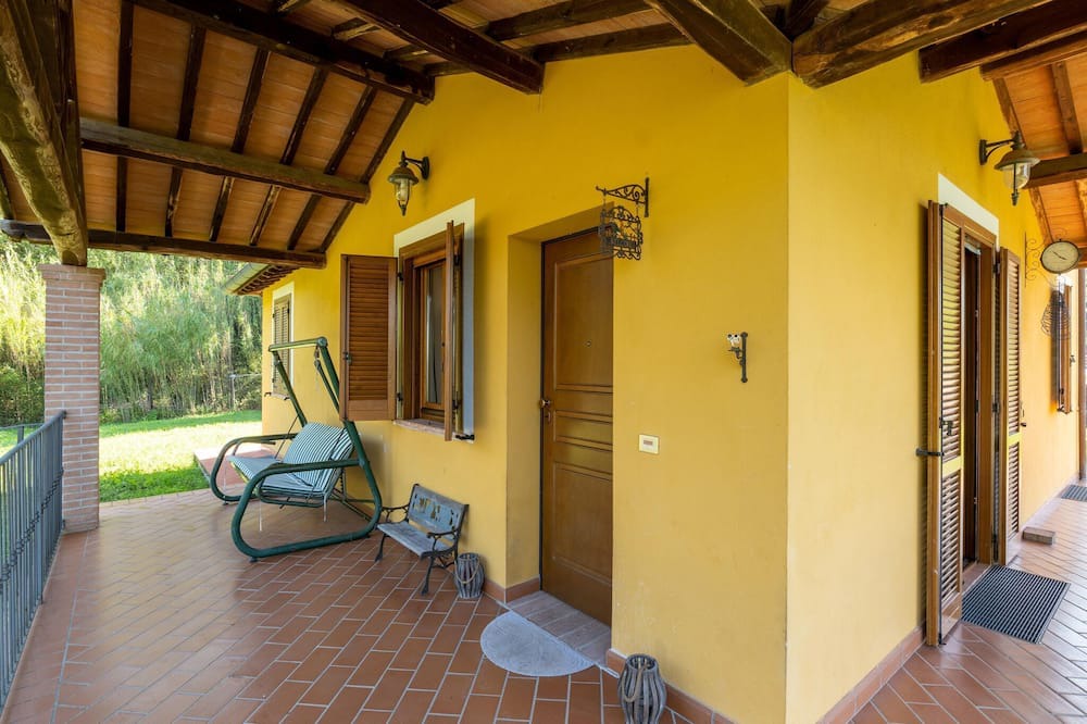 Photo of Patio Balcony in Giove