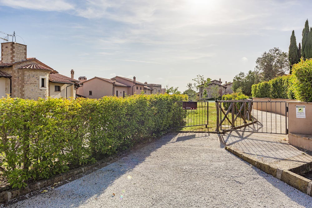 Photo of Outdoor in Ficulle