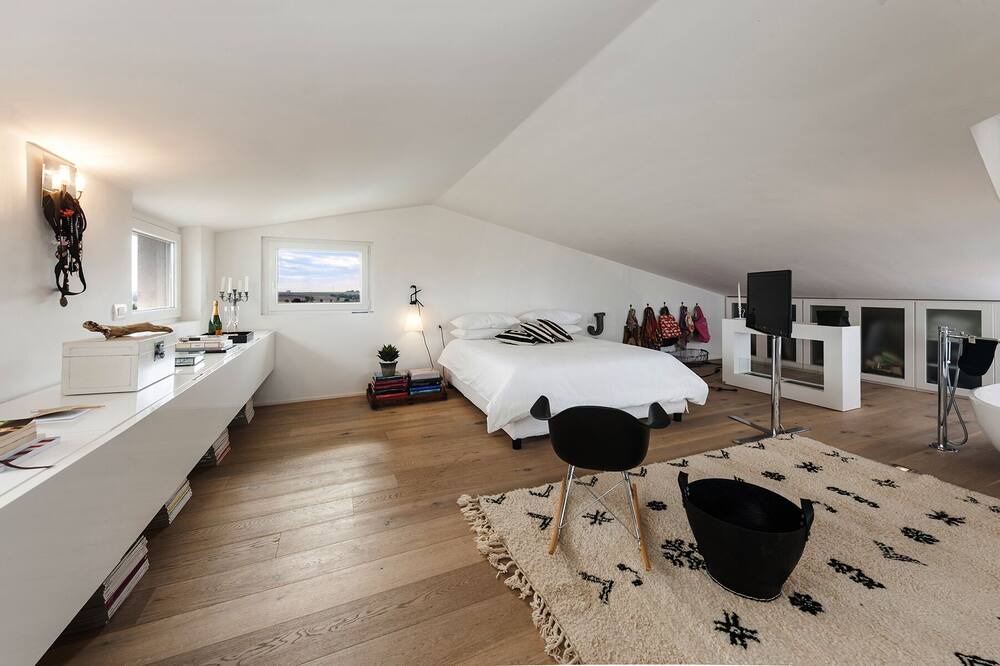 Photo of Bedroom in Pescia Fiorentina