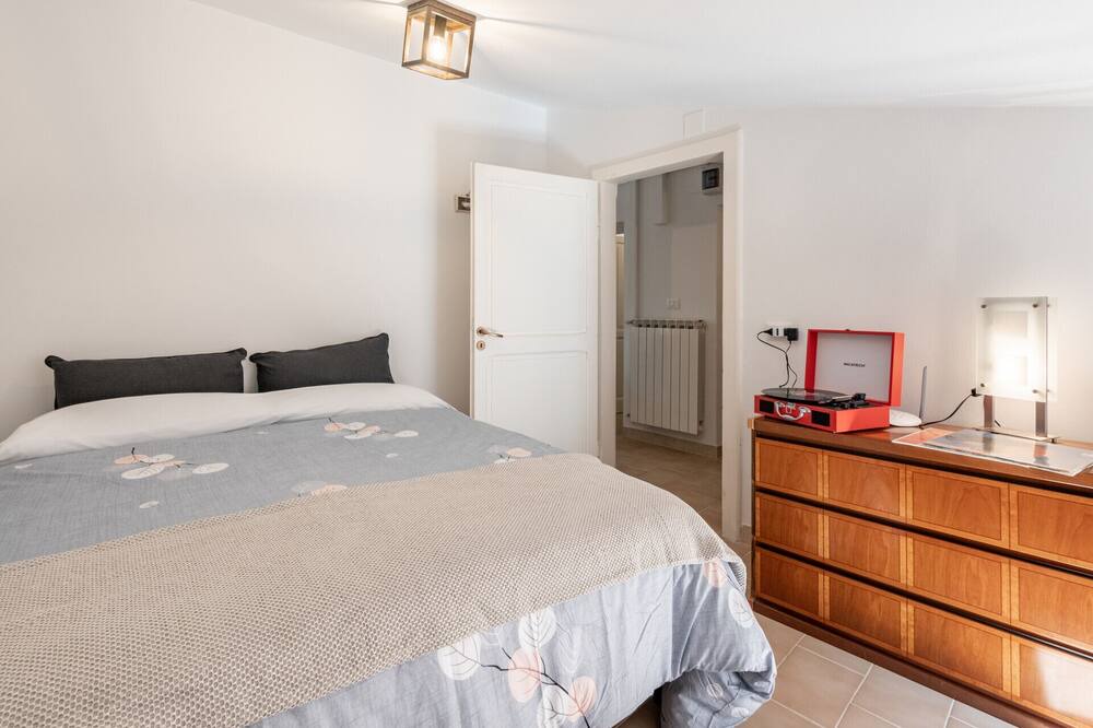 Photo of Bedroom in San Costanzo