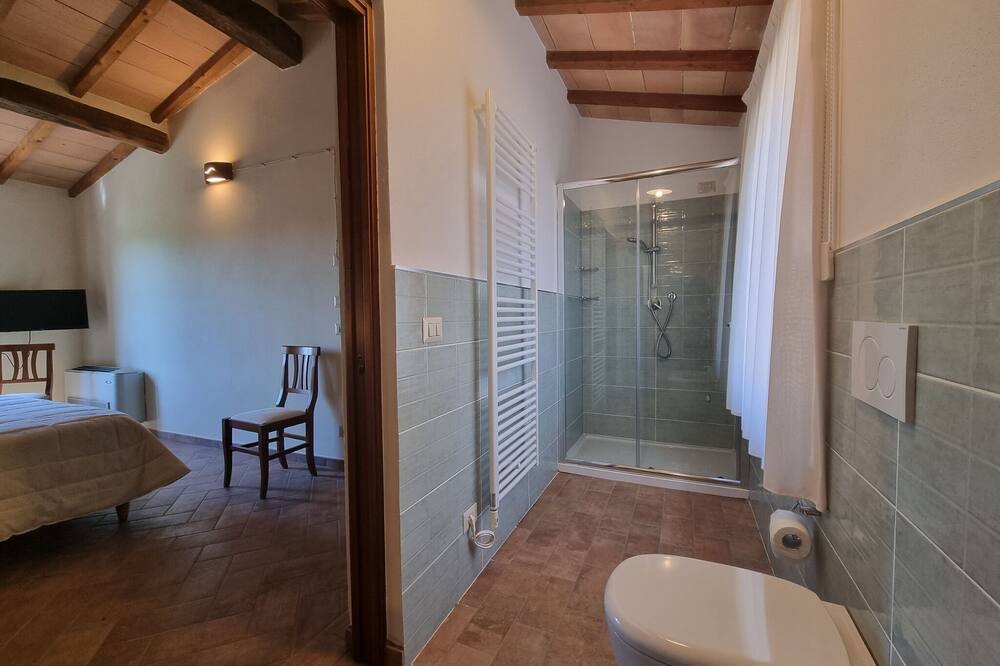 Photo of Bathroom in Montalcino