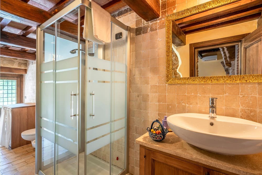 Photo of Bathroom in Camerino