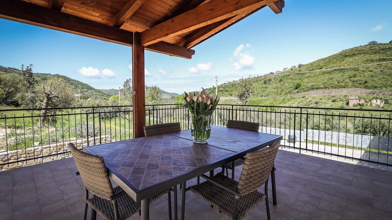 Photo of Bedroom in Laureana Cilento