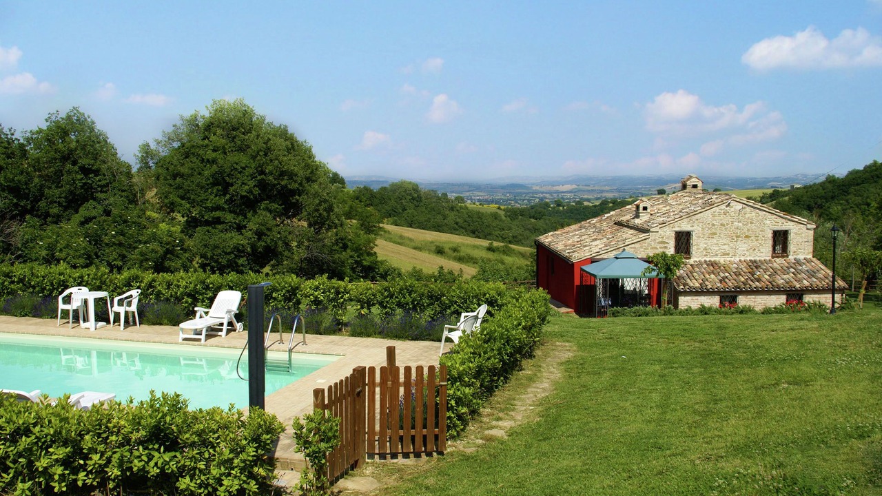Photo of Outdoor in Avenale