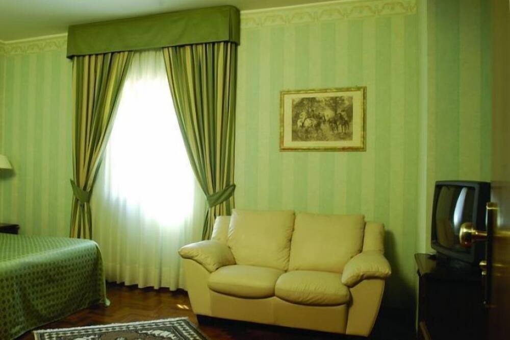 Photo of Bedroom in Potenza