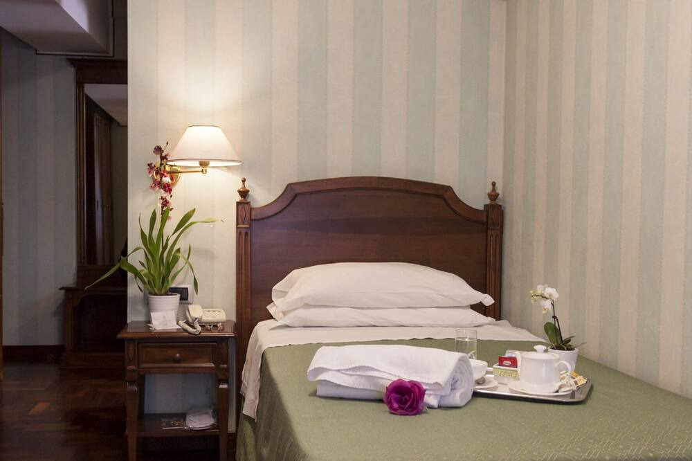 Photo of Bedroom in Potenza