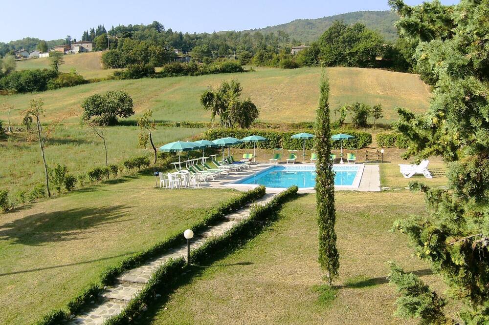 Photo of Outdoor in Caprese Michelangelo