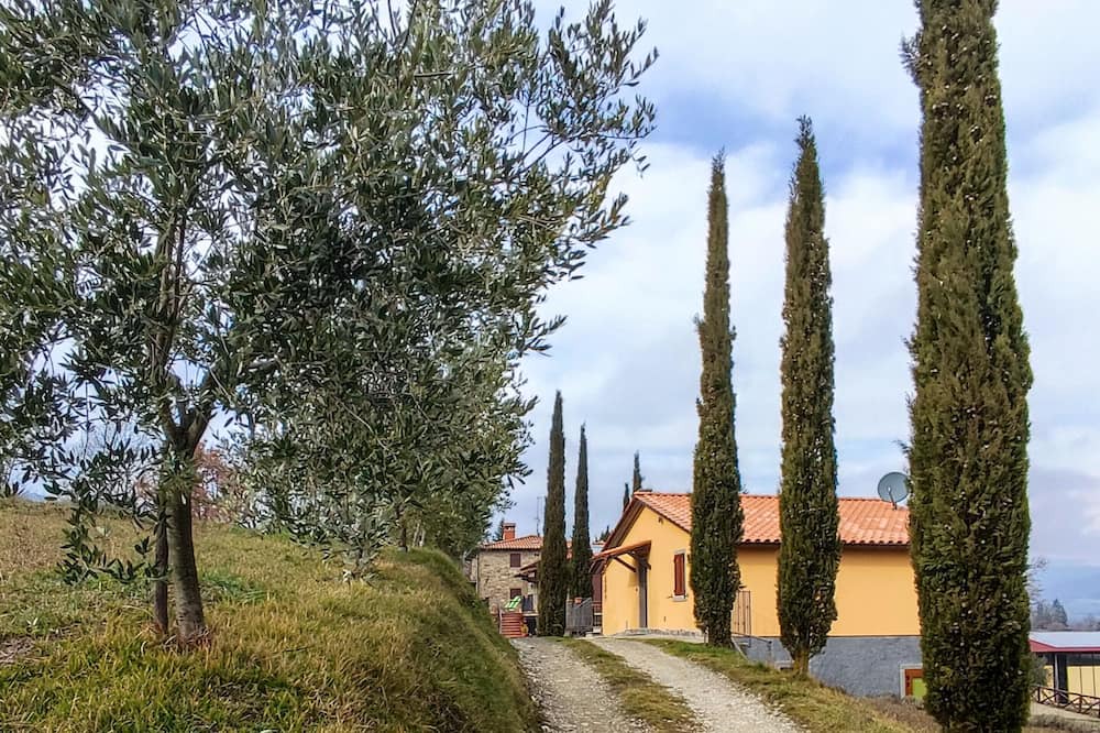Photo of Outdoor in Caprese Michelangelo