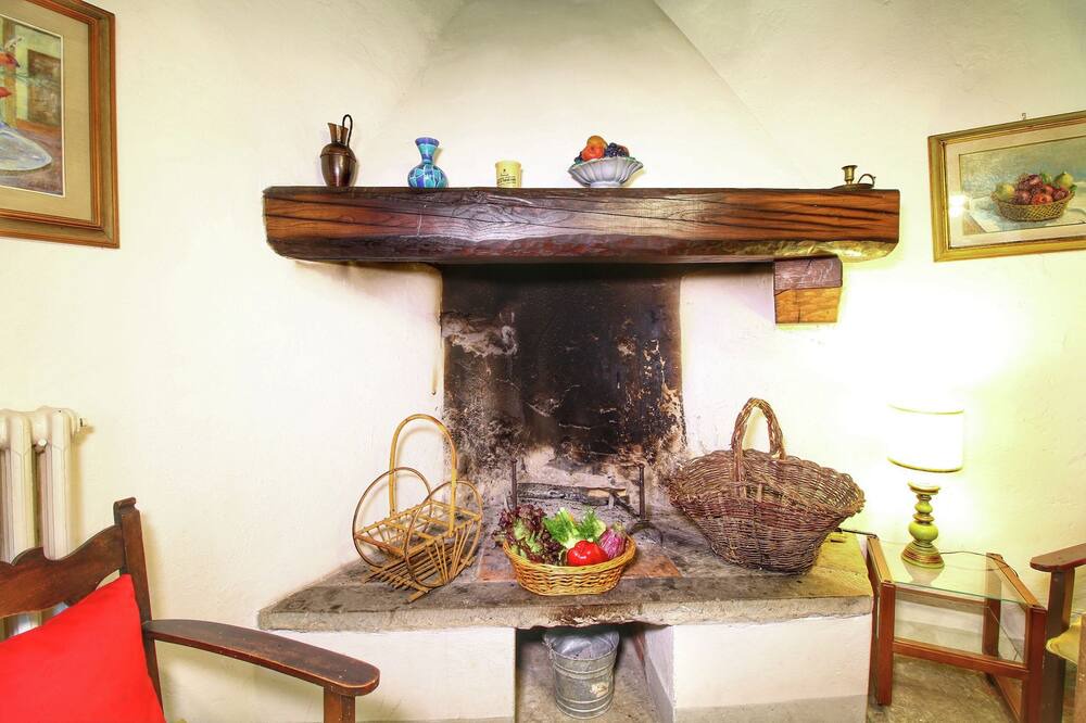 Photo of Livingroom in Petrognano