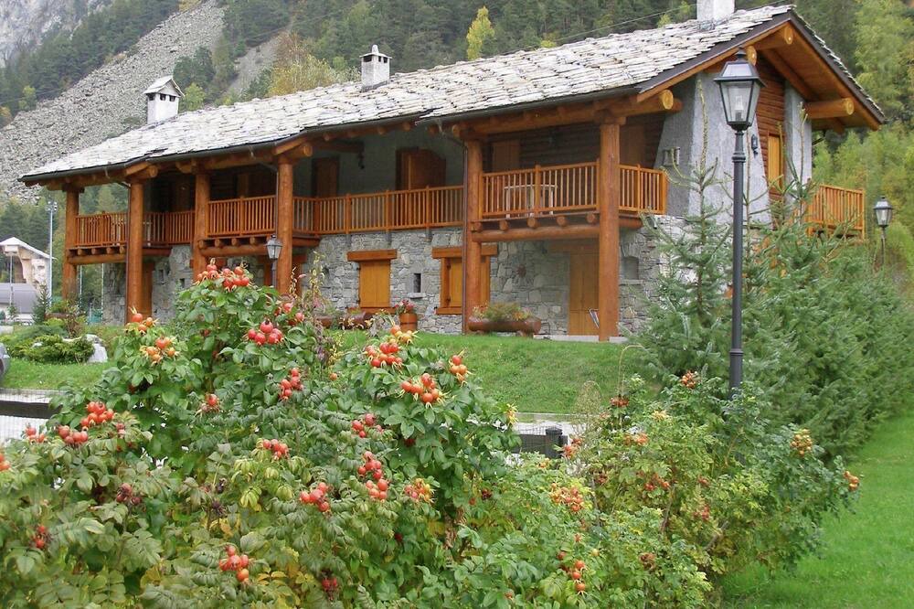 Photo of Outdoor in Antey-Saint-Andre