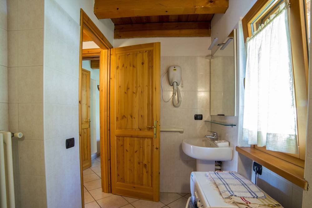 Photo of Bathroom in Antey-Saint-Andre