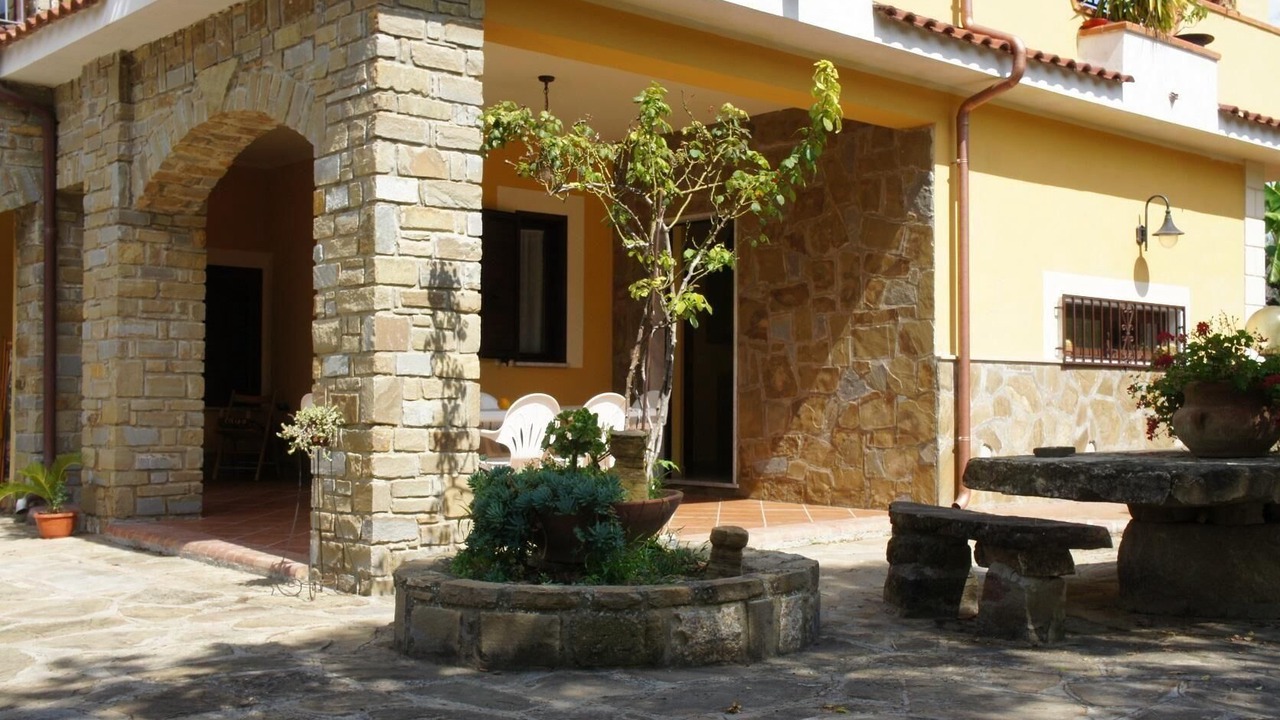 Photo of Outdoor in Alani