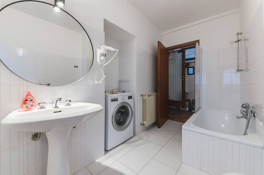 Photo of Bathroom in Tredozio
