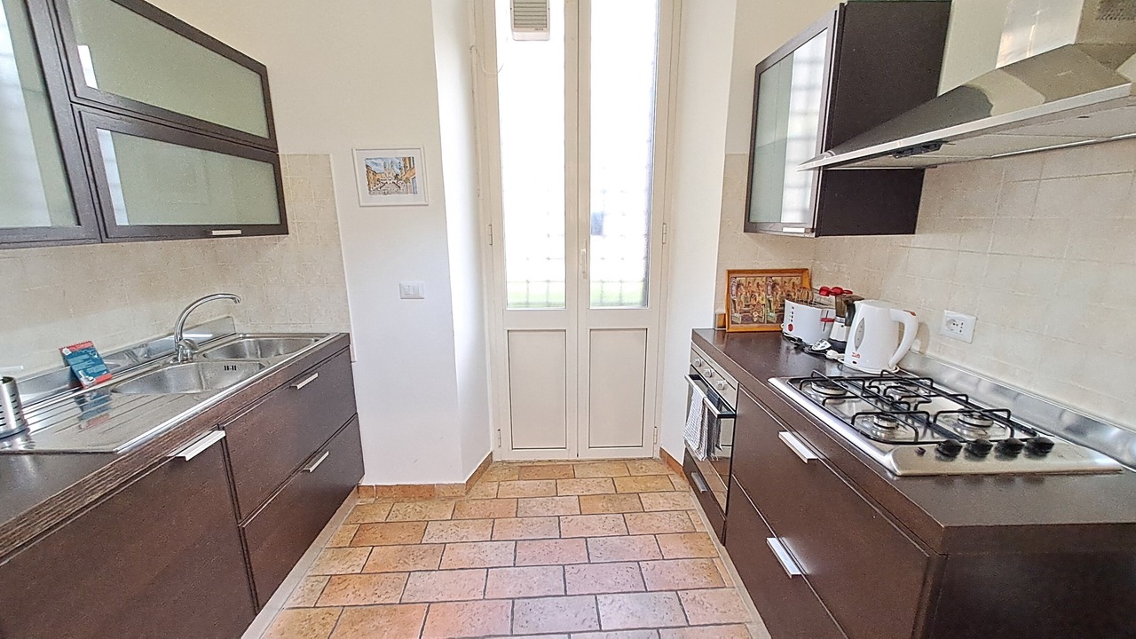 Photo of Kitchen in Rione IV Campo Marzio