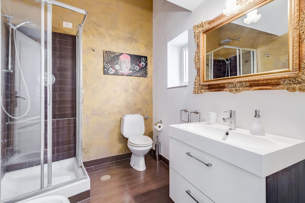 Photo of Bathroom in Rione V Ponte