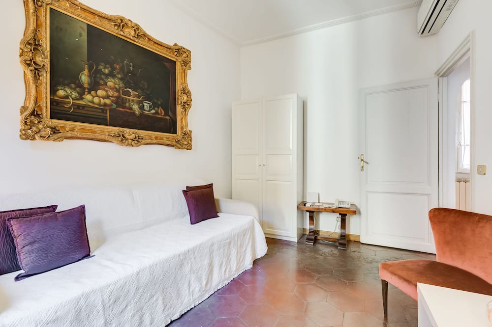Photo of Livingroom in Rione V Ponte