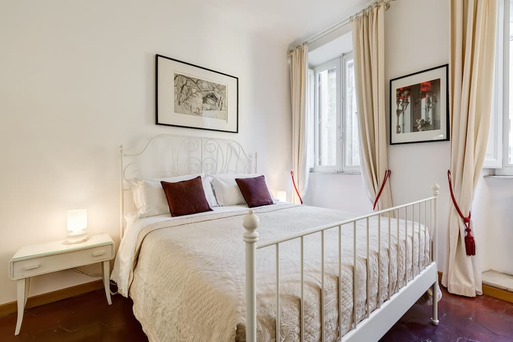 Photo of Bedroom in Rione V Ponte