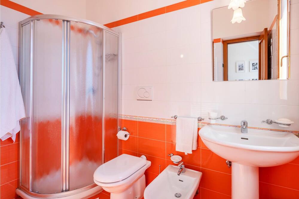 Photo of Bathroom in Succhivo