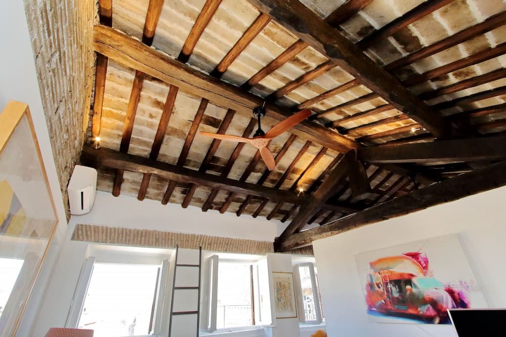 Photo of Livingroom in Roman Ghetto