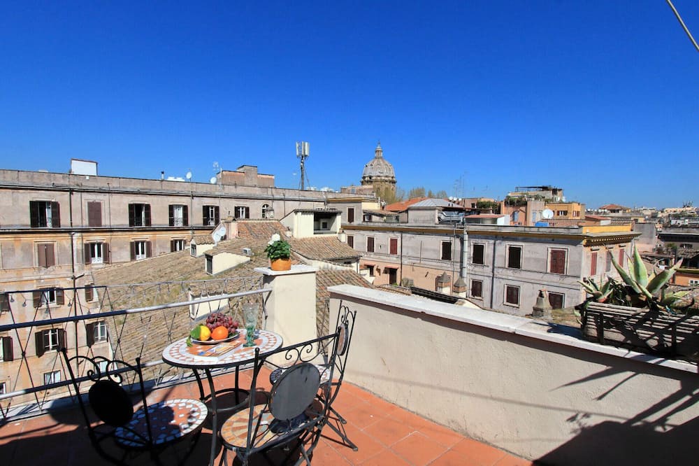 Photo of Outdoor in Roman Ghetto