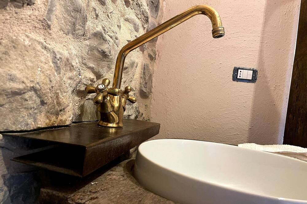 Photo of Bathroom in Tavernelle