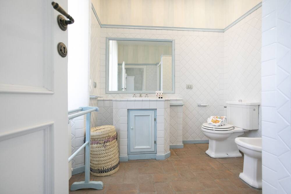 Photo of Bathroom in Orbetello
