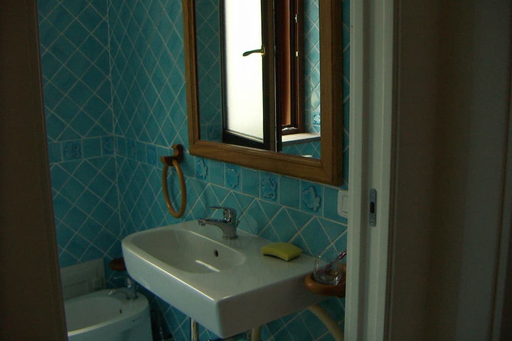Photo of Bathroom in Latina Lido