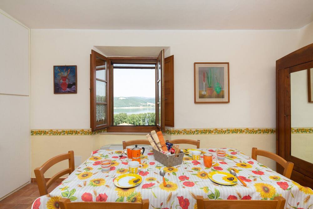 Photo of Kitchen in Corbara