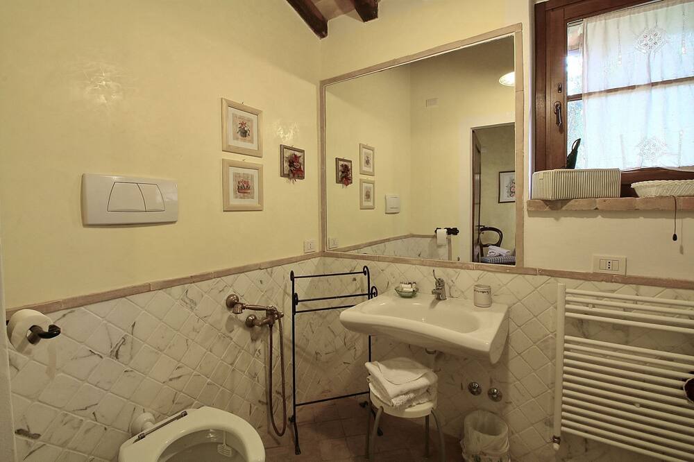 Photo of Bathroom in Collazzone