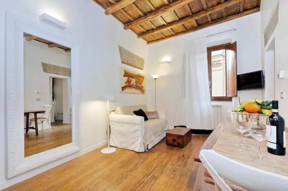 Photo of Livingroom in Rione VIII Sant'Eustachio