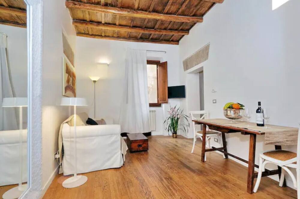 Photo of Livingroom in Rione VIII Sant'Eustachio