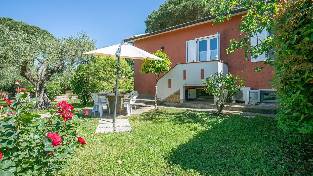 Photo of Outdoor in Scarlino