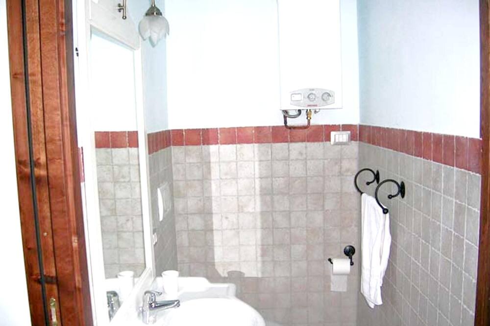 Photo of Bathroom in Assisi