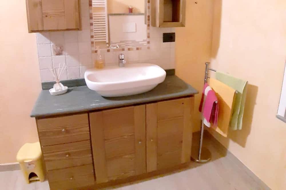 Photo of Bathroom in Aymavilles